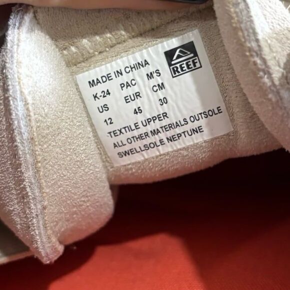 Reef Swellsole Neptune Sneakers Tan NWT - Picture 10 of 12